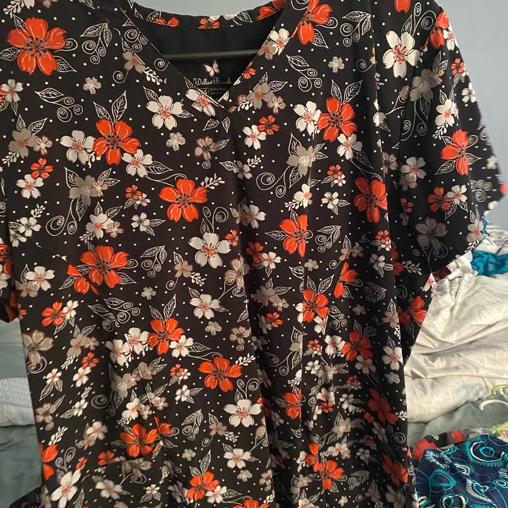 Large scrub top